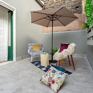 Siciliaholic Modern House Appartamento Aeroporto di Catania Fontana Rossa